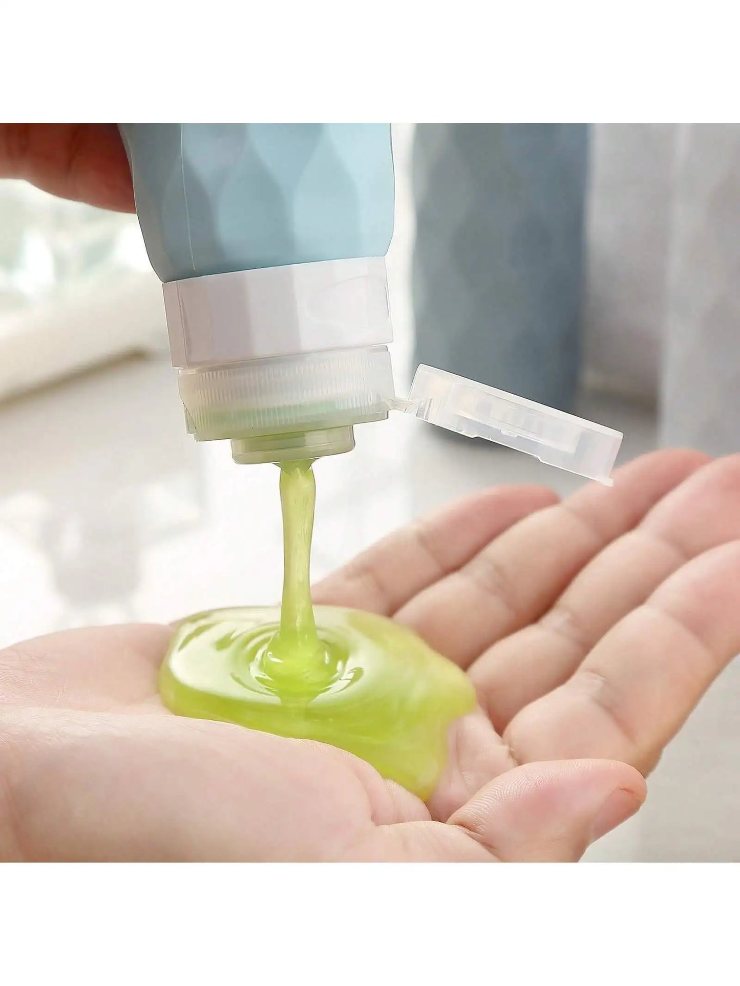 4 Pack TSA-Approved Silicone Bottles